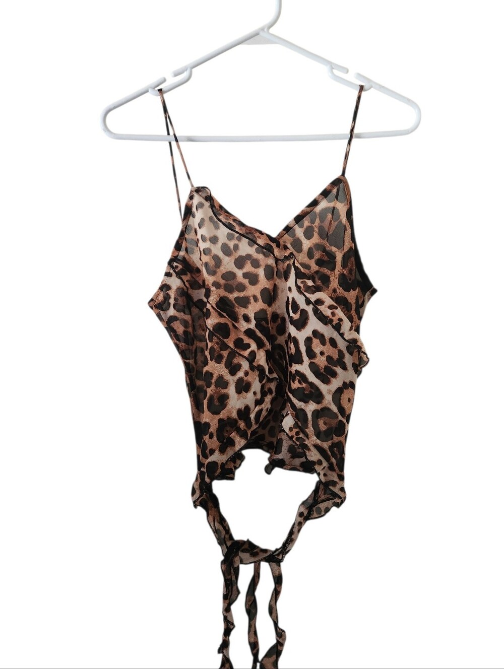 Thread Story Leopard Print Ruffled Tie Front Hem Top